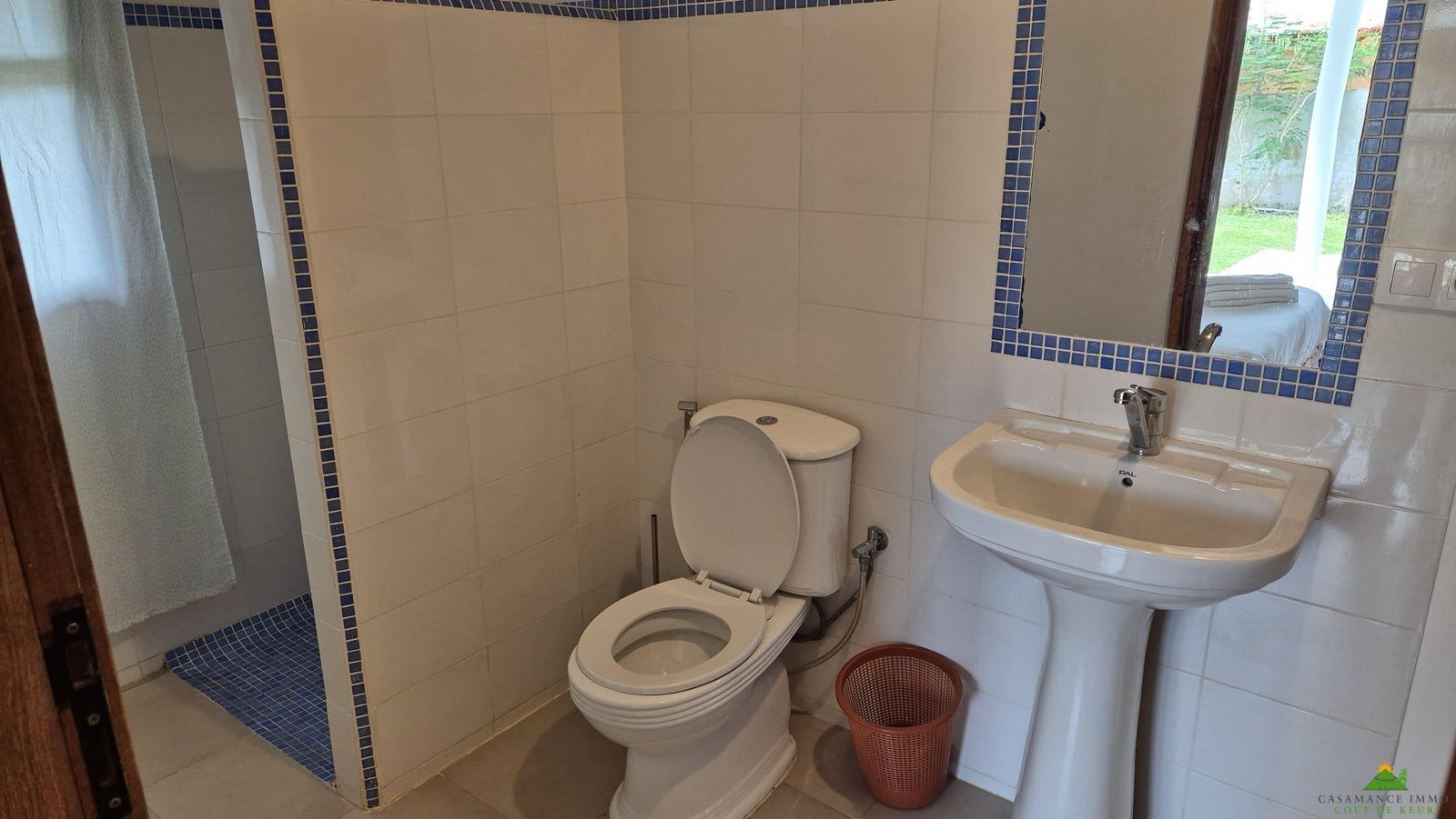 WhatsApp Image 2025-10-26 à 18.12.03_8b9fad1d