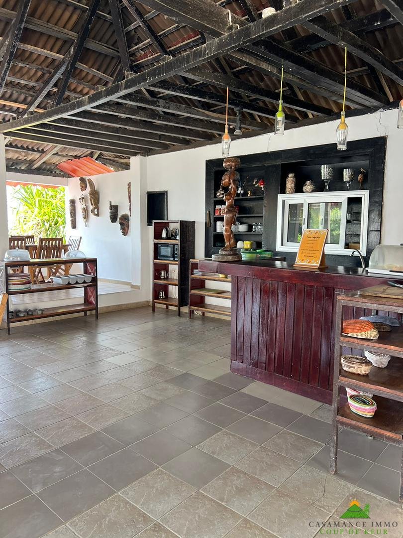 cbdc0c6c-2270-4474-bcc8-19d9cde98a26