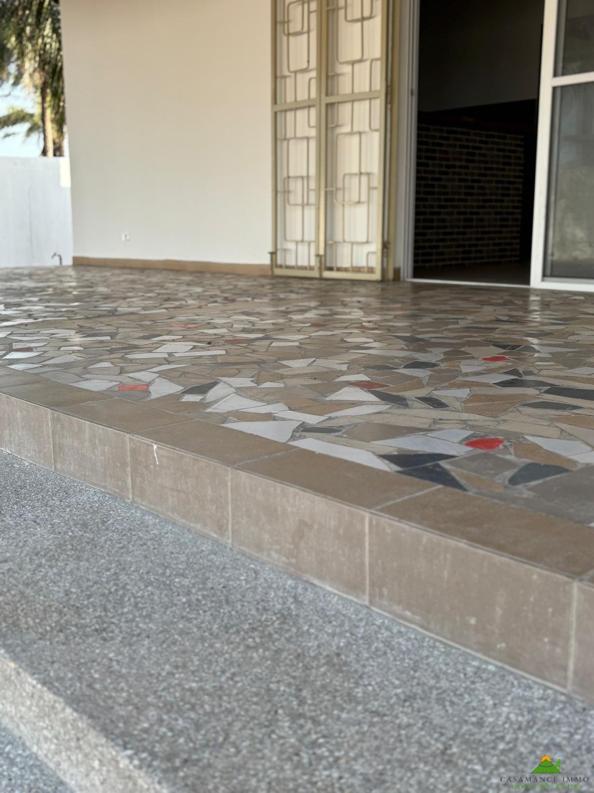 86c33555-ba3a-4d4e-a786-70aa2d0c18c0