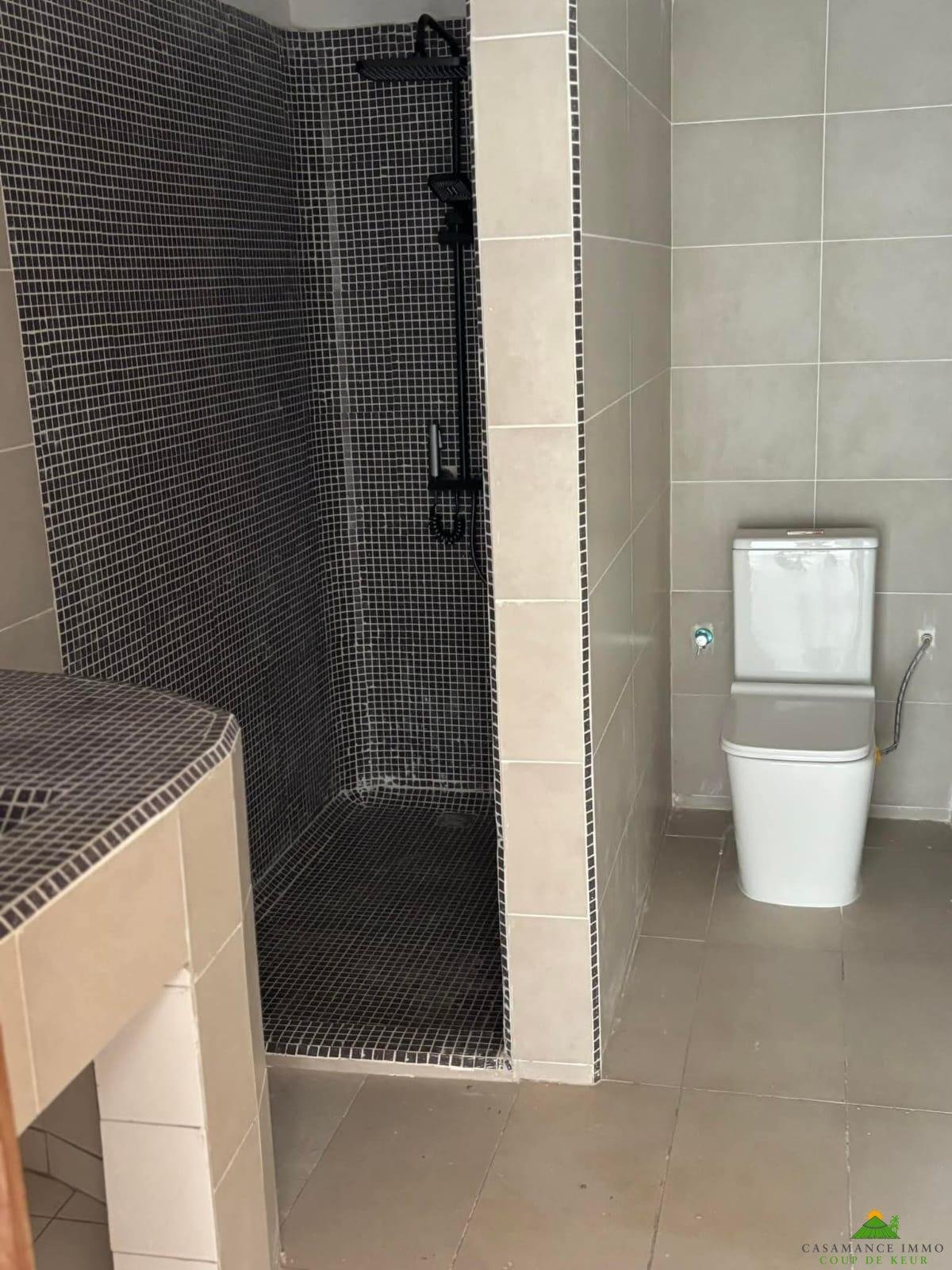 d0d7fbf2-4a83-4f5e-9e32-8bd4a8dac3ee