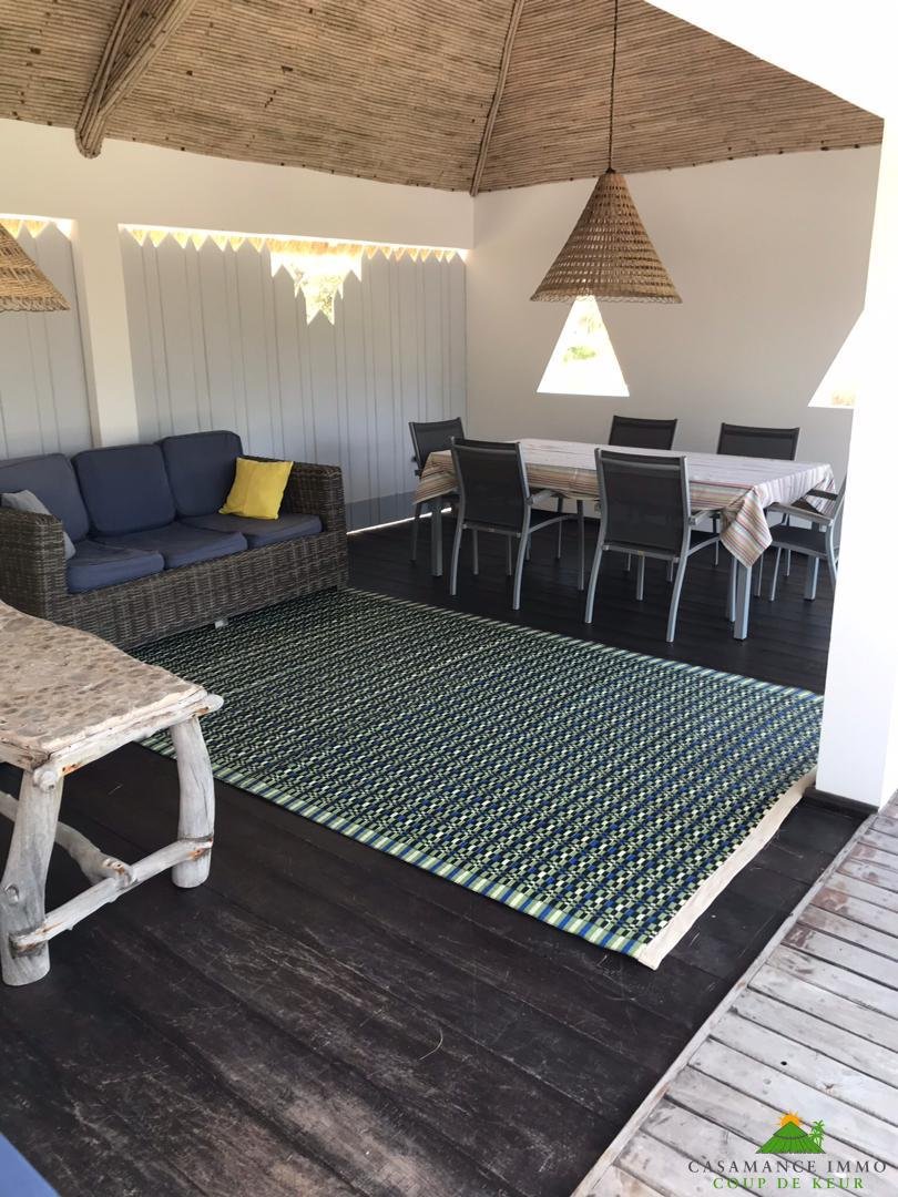 WhatsApp Image 2024-04-26 à 13.40.55_92788277