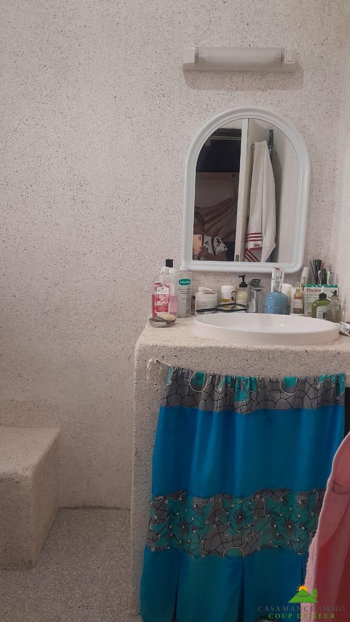 b438980a-a928-4251-8a65-7ff385242325