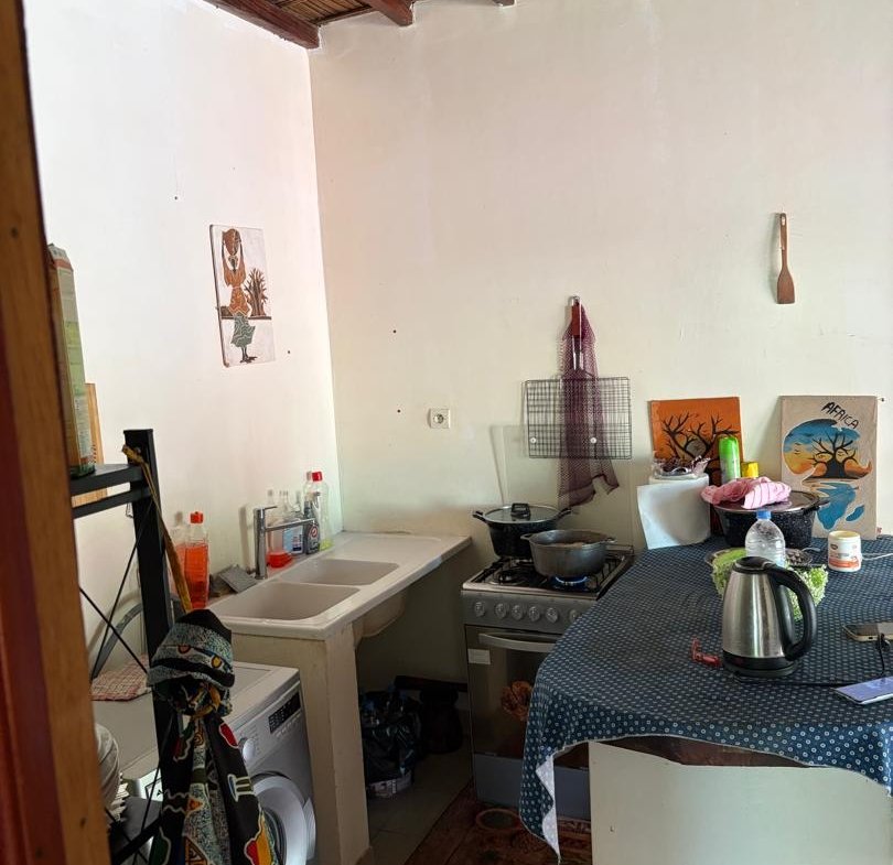 A saisir  Urgent : Charmante maison en résidence à Kabrousse, face à la  piscine commune, à 2 pas de la plage;